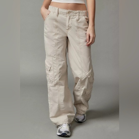 BDG NWT Y2K Low Rise Cargo Pants - Picture 1 of 6